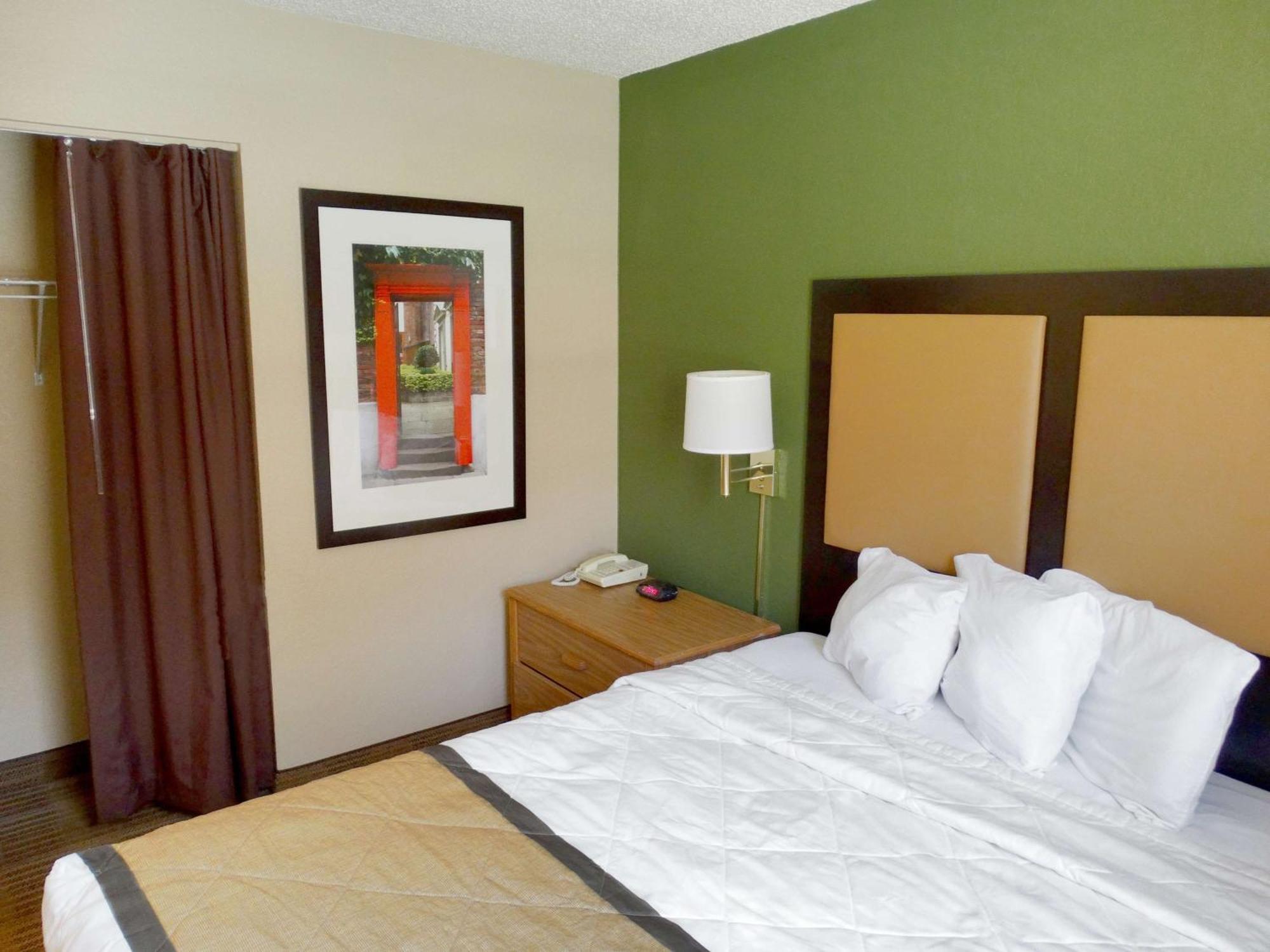 Extended Stay America Select Suites - Providence - Airport Warwick Exteriör bild
