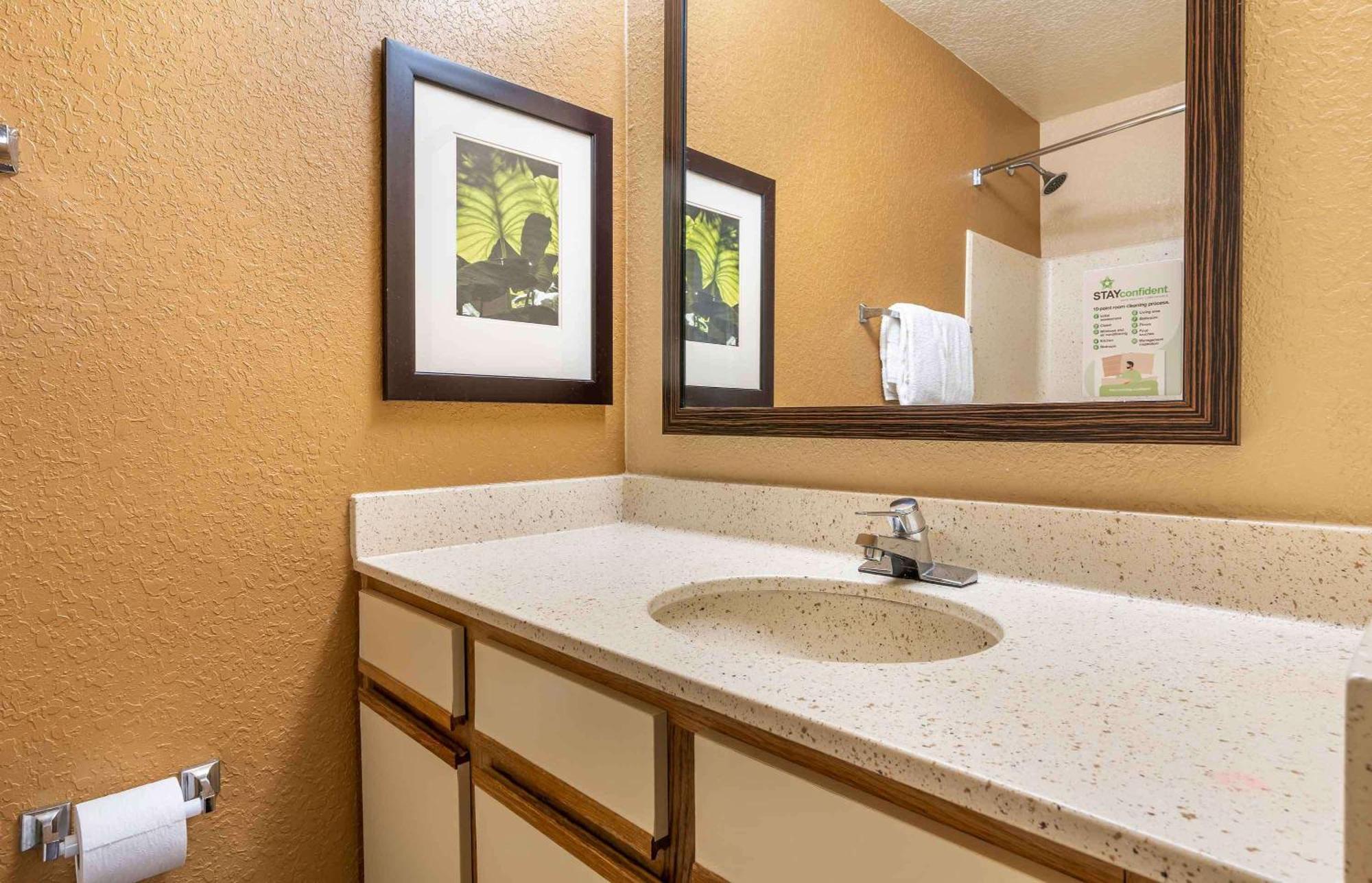 Extended Stay America Select Suites - Providence - Airport Warwick Exteriör bild