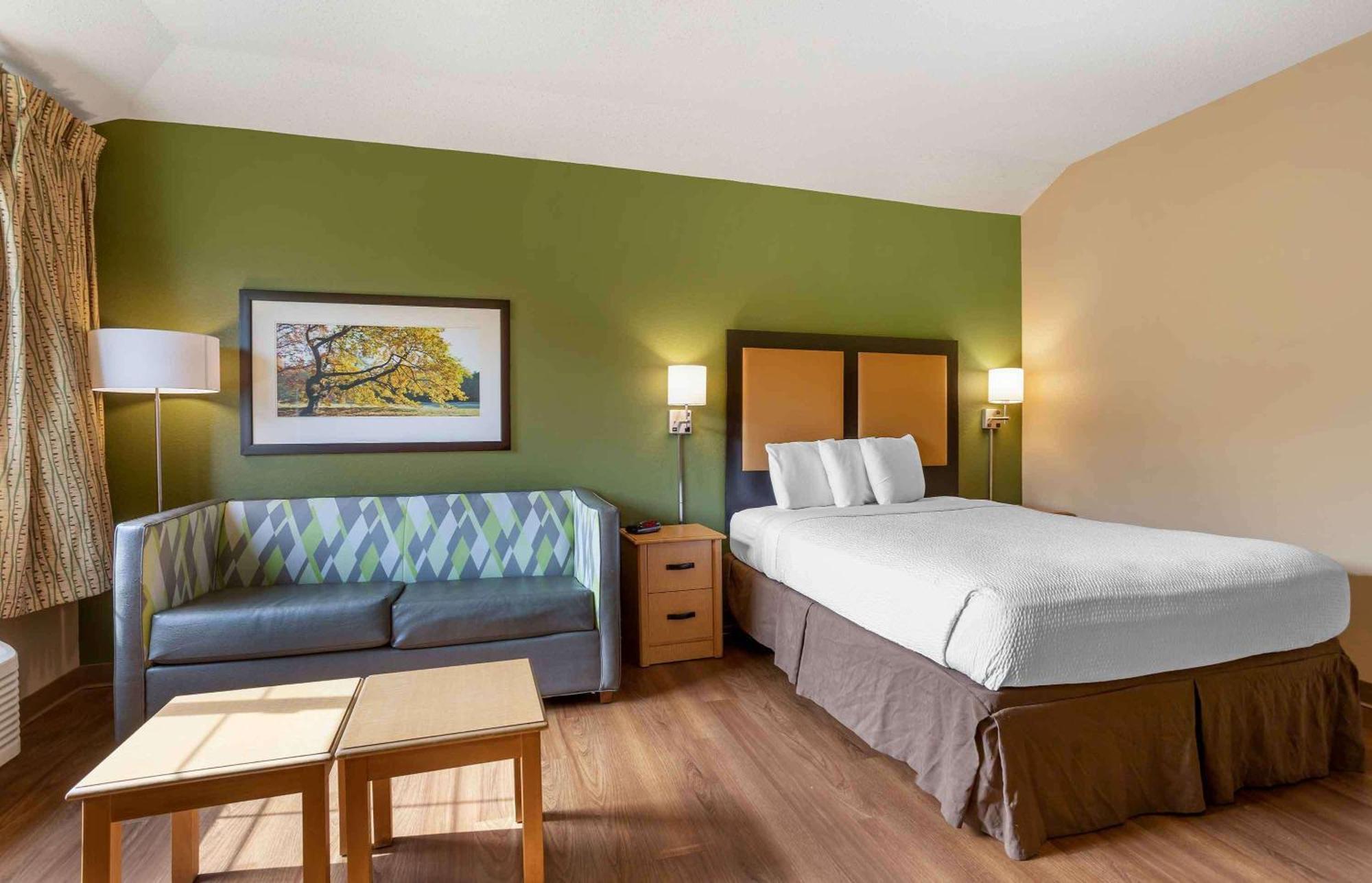 Extended Stay America Select Suites - Providence - Airport Warwick Exteriör bild